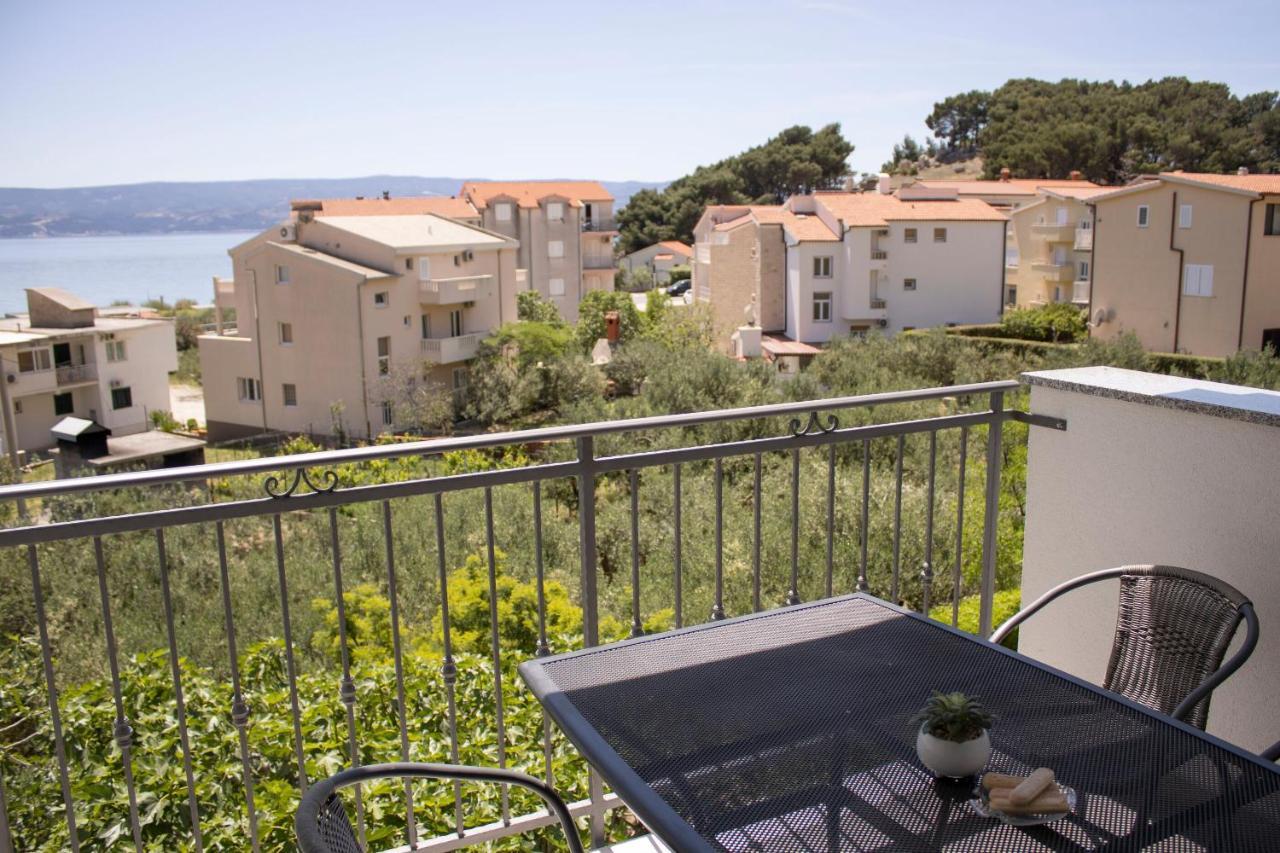 Apartments And Rooms Nikola Omiš Buitenkant foto
