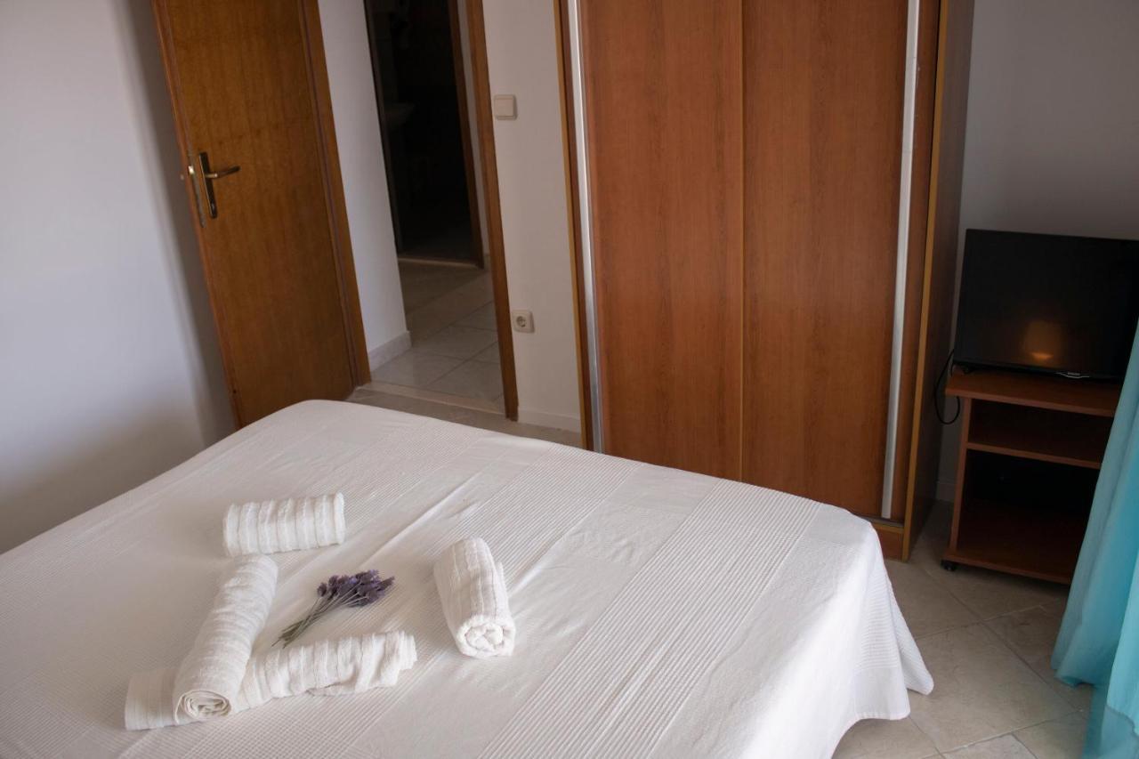 Apartments And Rooms Nikola Omiš Buitenkant foto