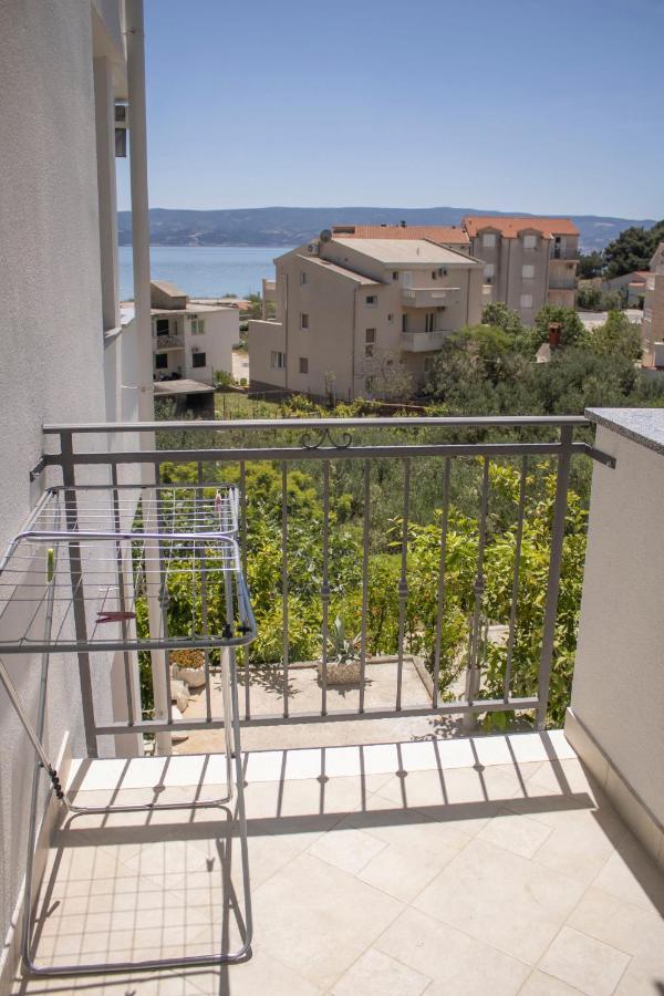 Apartments And Rooms Nikola Omiš Buitenkant foto