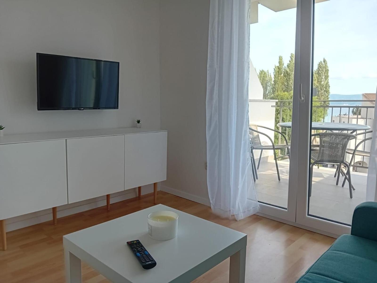Apartments And Rooms Nikola Omiš Buitenkant foto