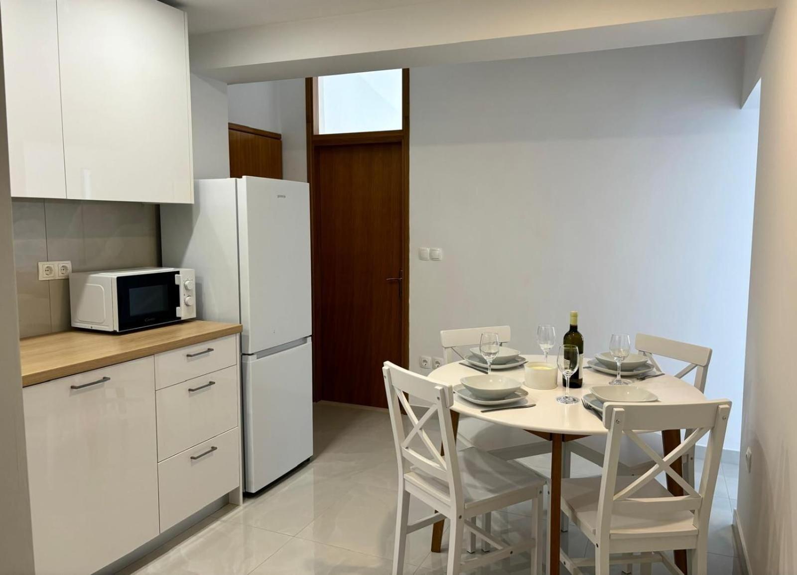 Apartments And Rooms Nikola Omiš Buitenkant foto