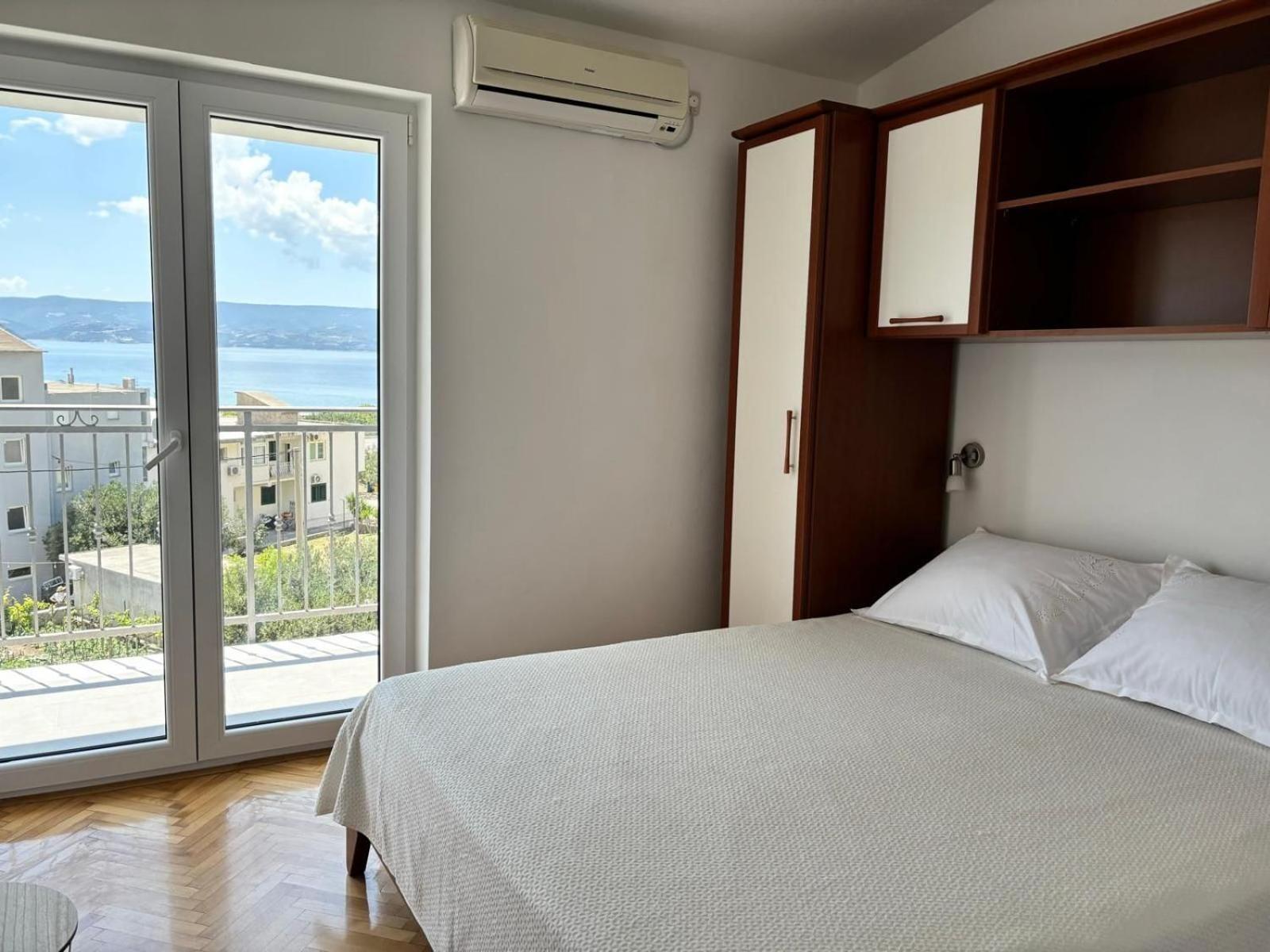 Apartments And Rooms Nikola Omiš Buitenkant foto